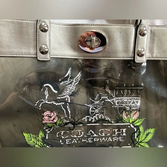 SALE! Coach ClearTote Kisslock - Picture 4 of 10